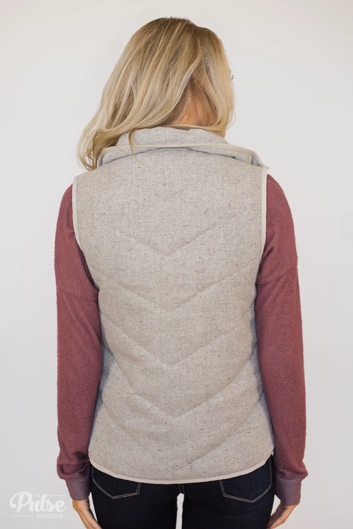 Speckled Vest- Creamy Grey