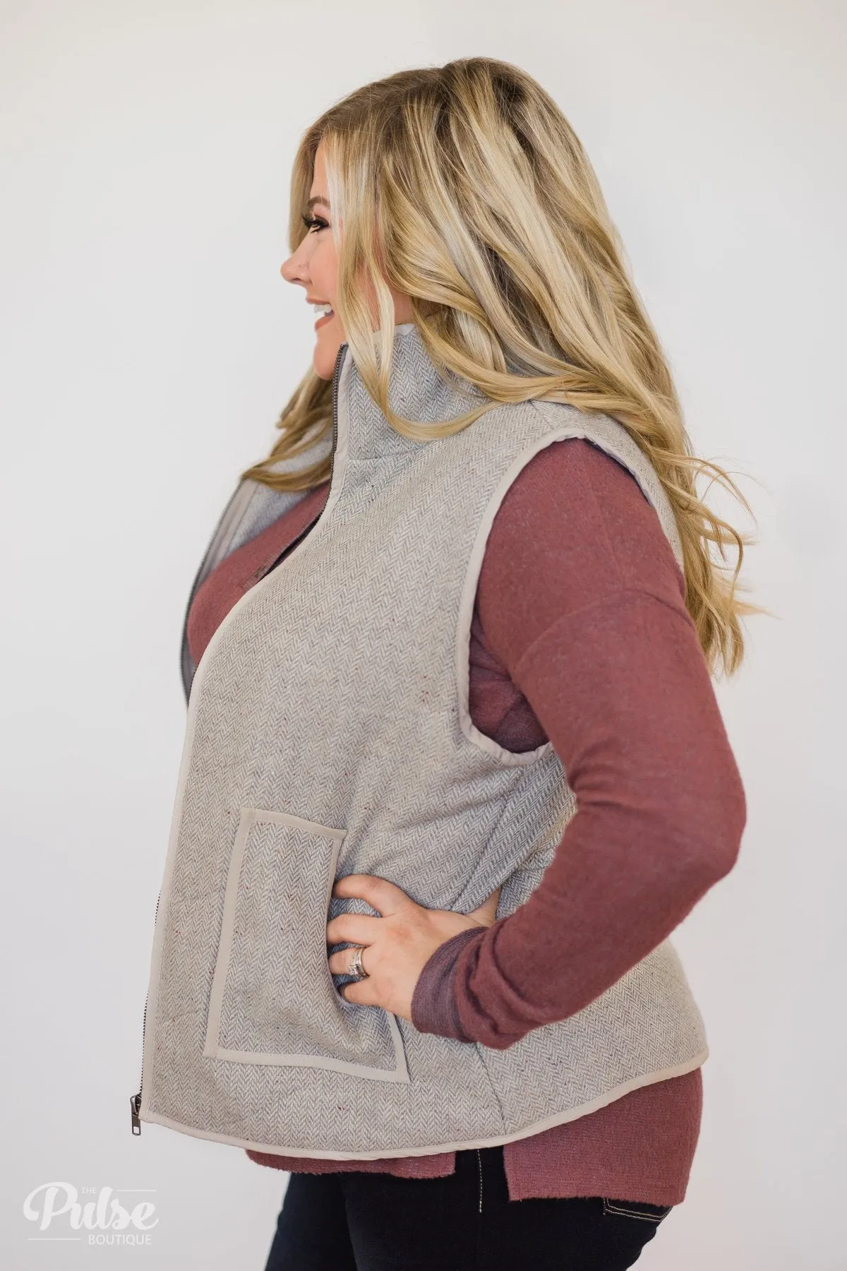 Speckled Vest- Creamy Grey