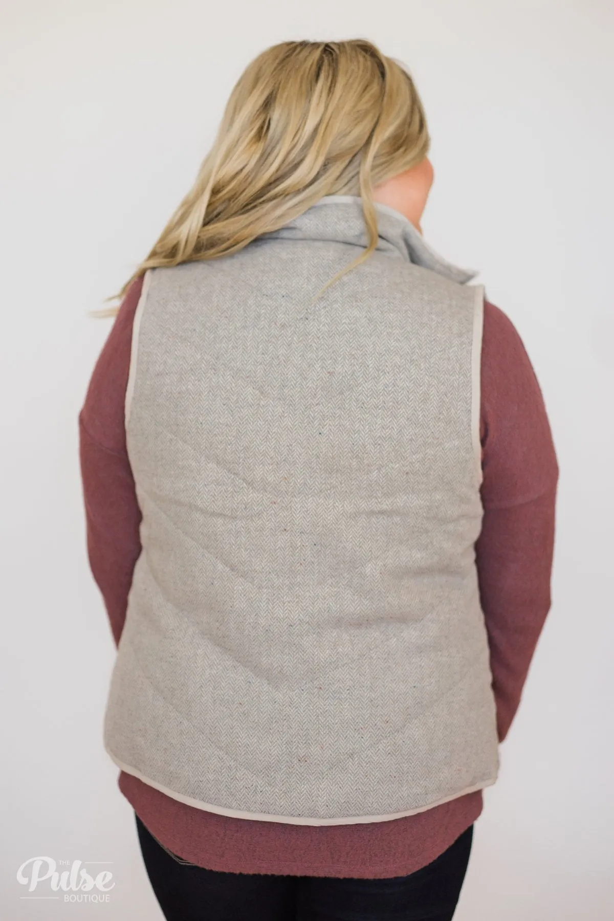 Speckled Vest- Creamy Grey
