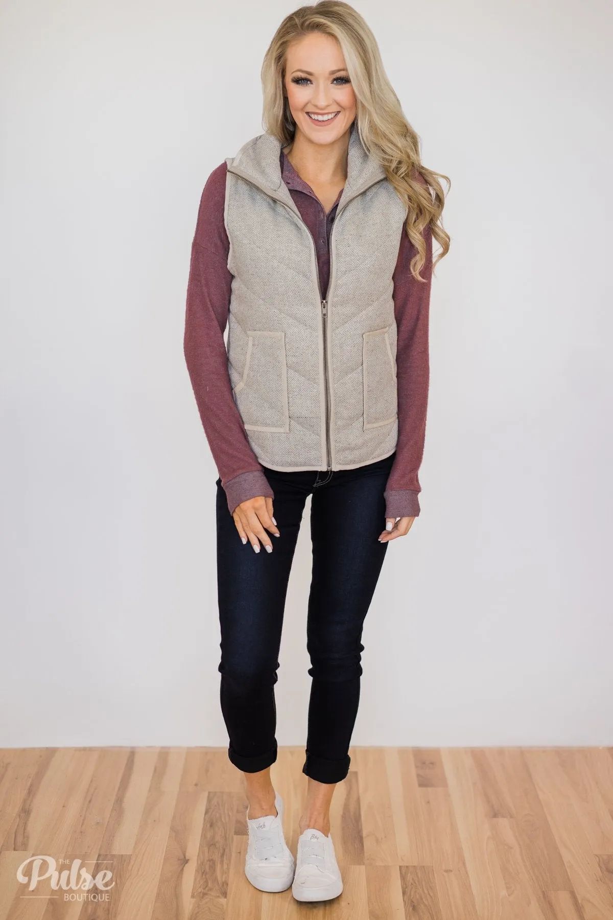Speckled Vest- Creamy Grey