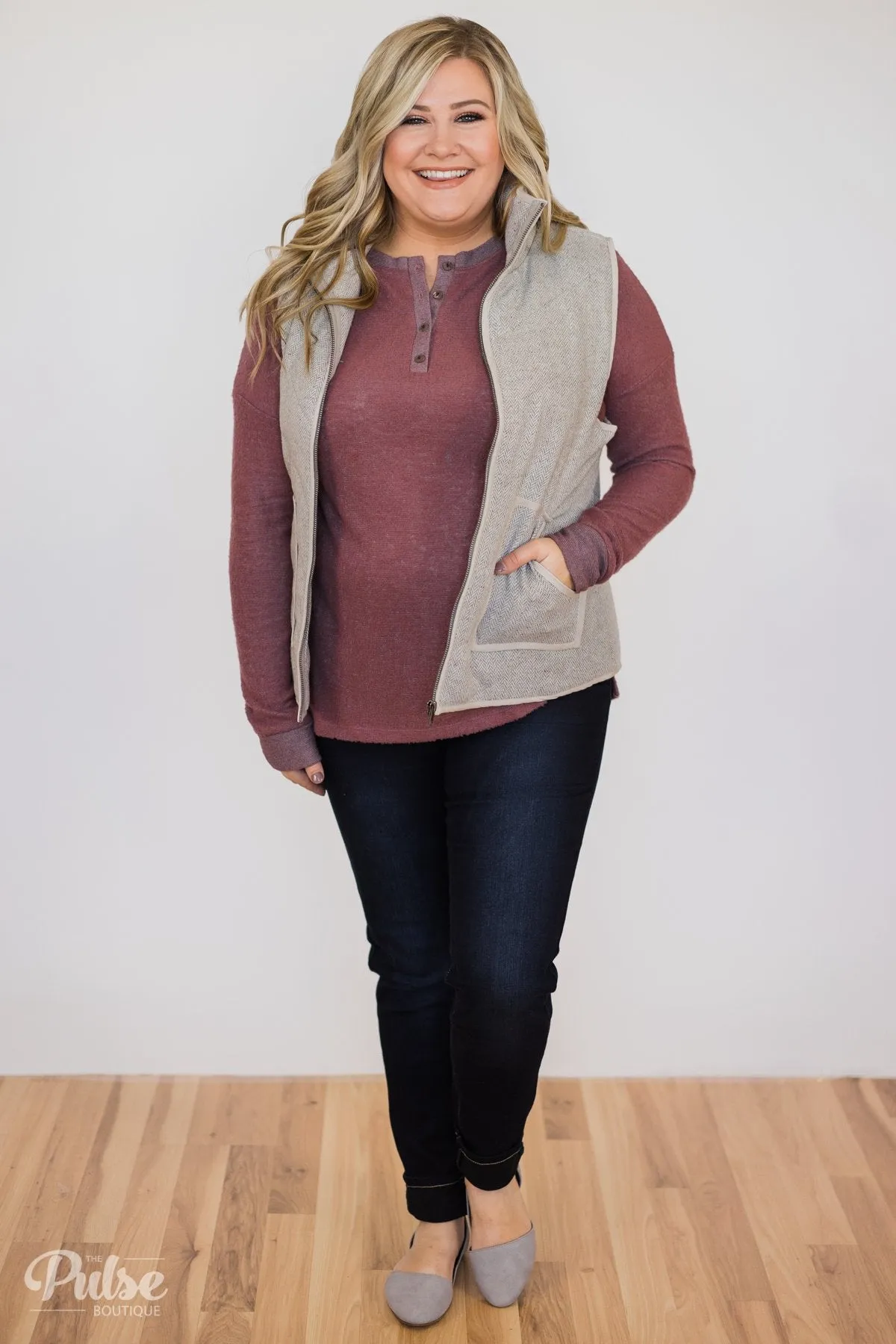 Speckled Vest- Creamy Grey