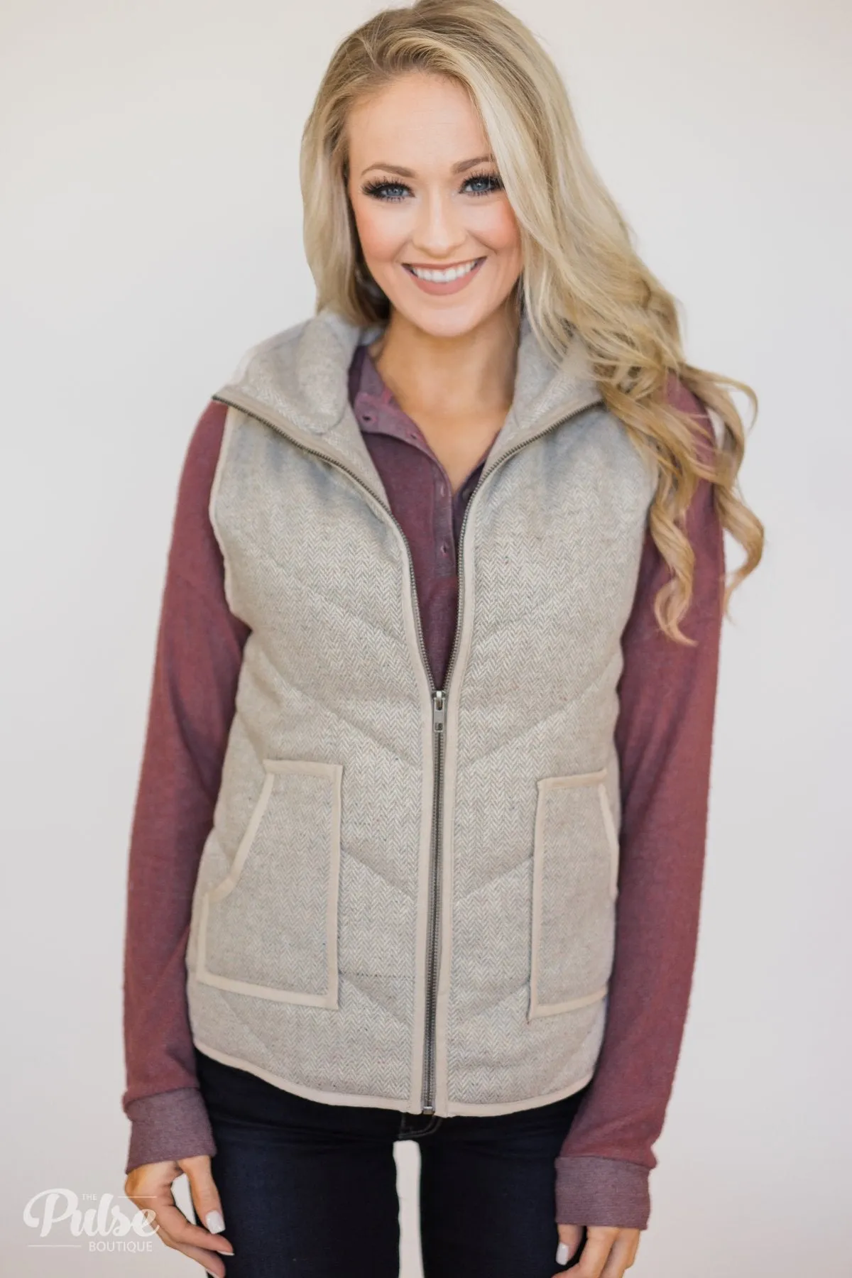 Speckled Vest- Creamy Grey