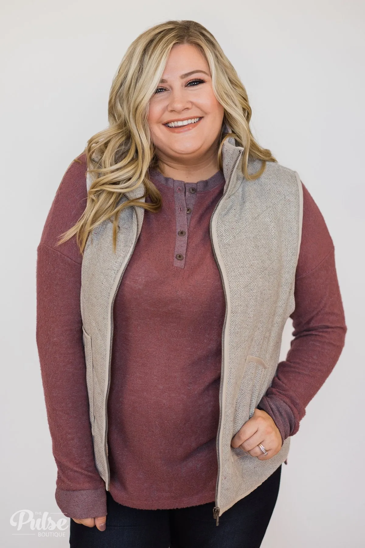 Speckled Vest- Creamy Grey