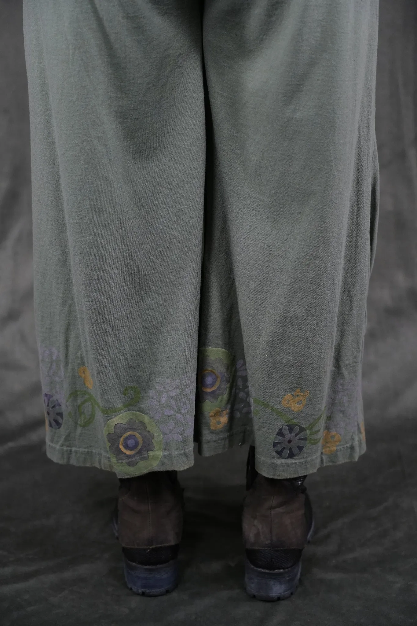 V1475 Lillie Pads On The Bog Pant-P