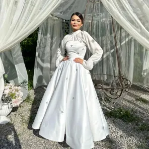 Vintage Muslim Wedding Dresses High neck A Line Wedding Gowns Long Flare Sleeves Crystal Bride Dress Brides Party Gown