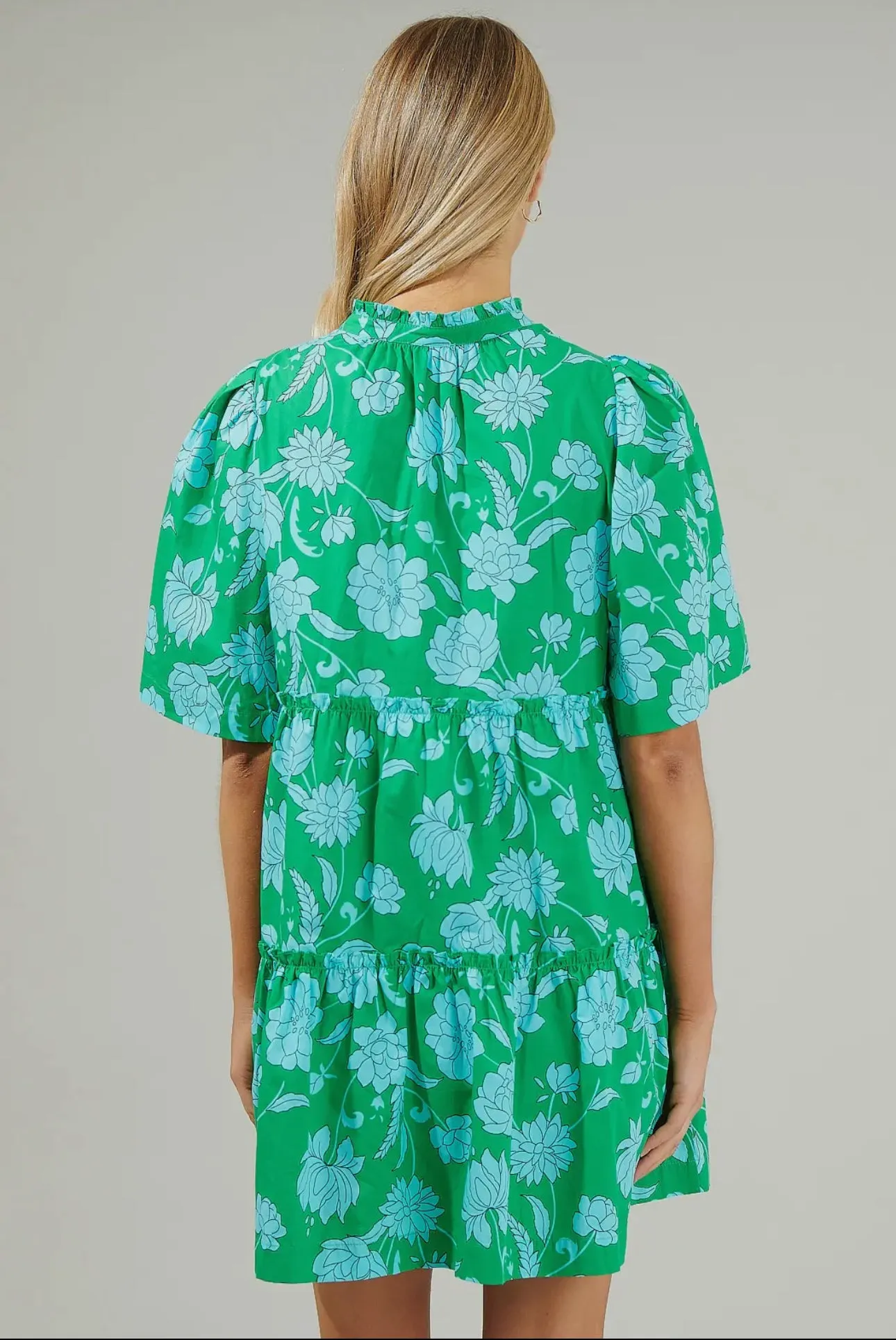 Waterlilly Floral Split Neck Shift Dress