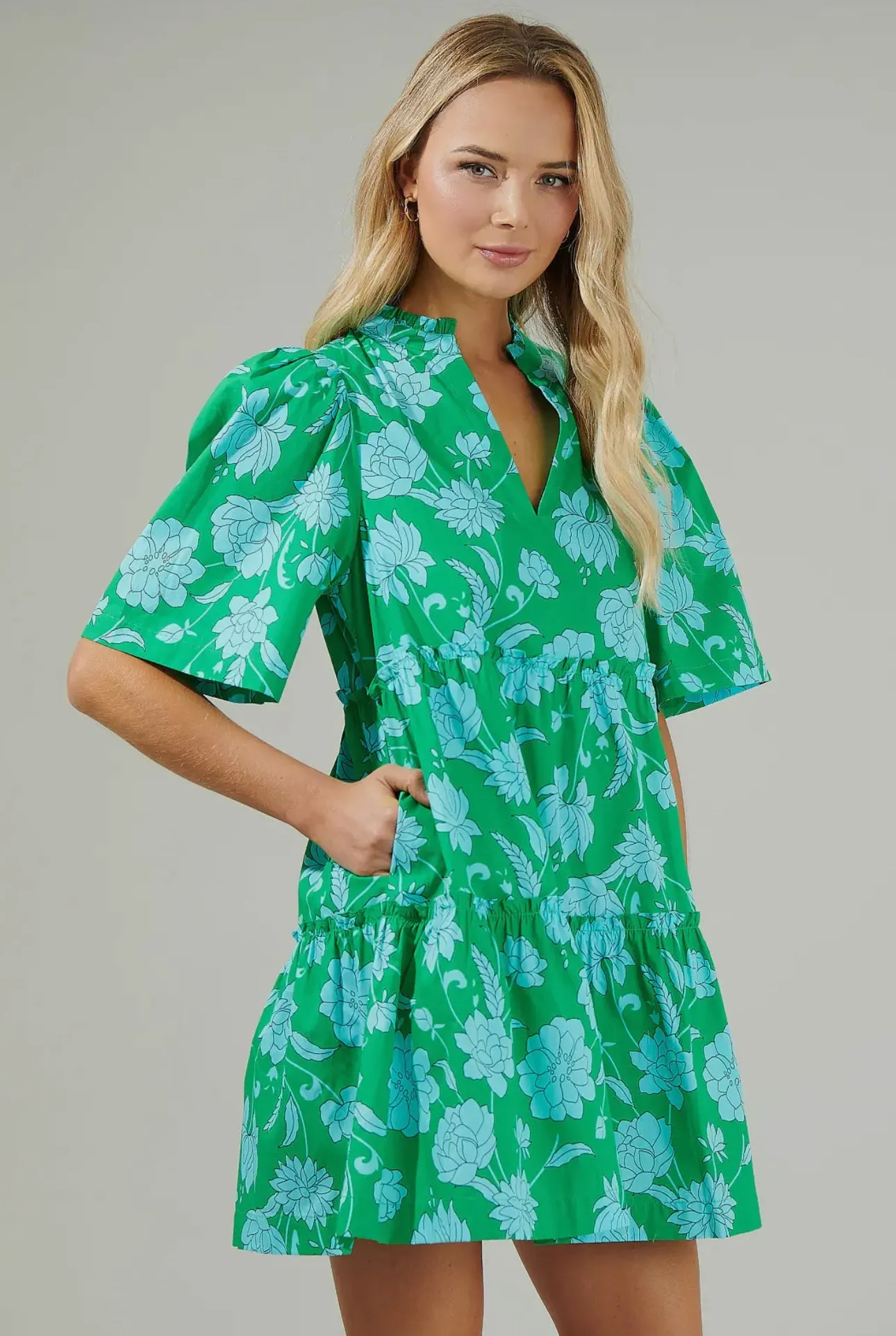 Waterlilly Floral Split Neck Shift Dress
