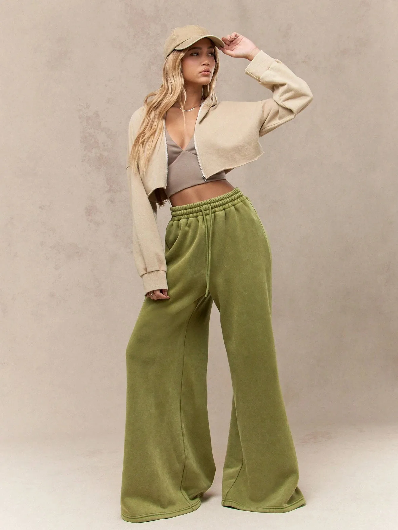 Wide-Leg Sweatpants for Women – Cosy, Stylish & Perfect for Winter